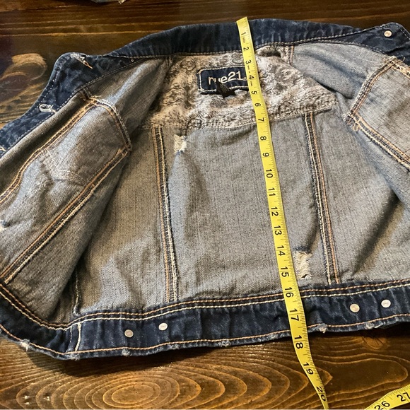 Rue21 Distressed Denim Jacket - Picture 7 of 7